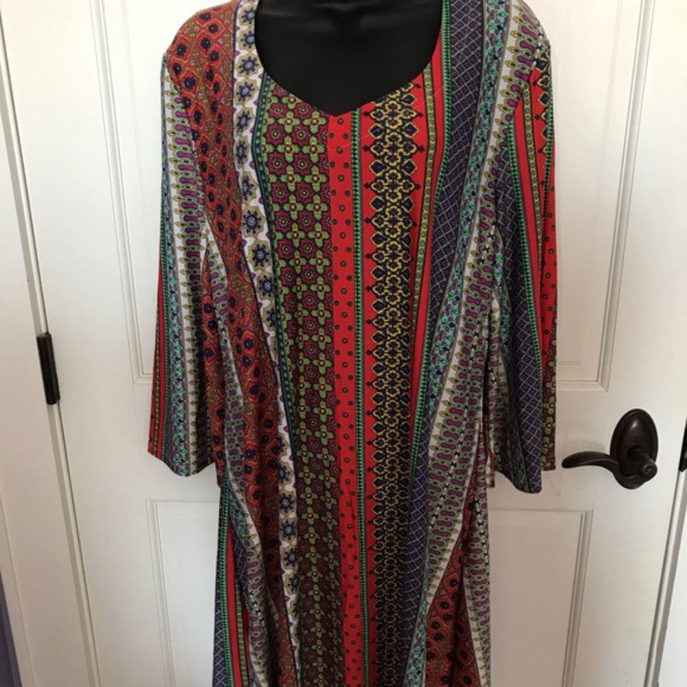 NWOT Vasna multicolored dress, size XL.